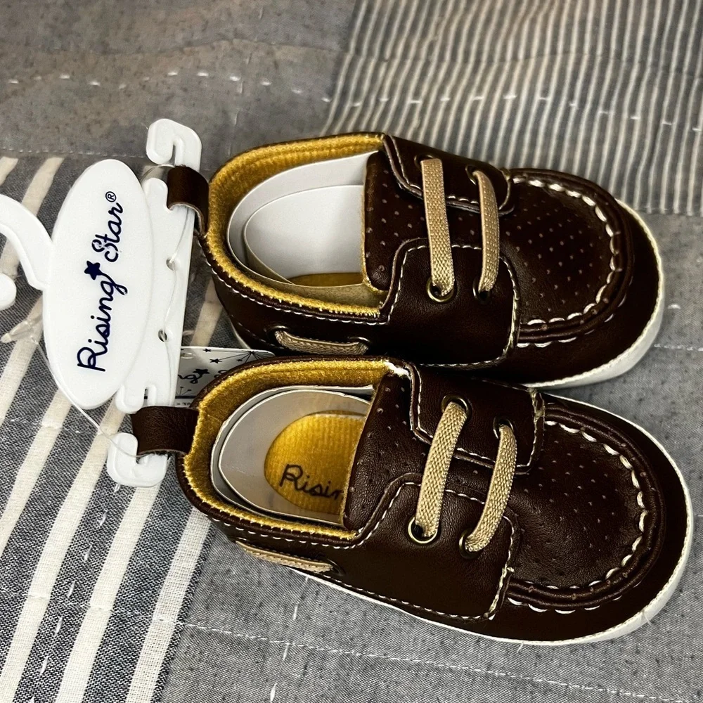 Infant baby rising star size 3 9-12M brown boat shoes